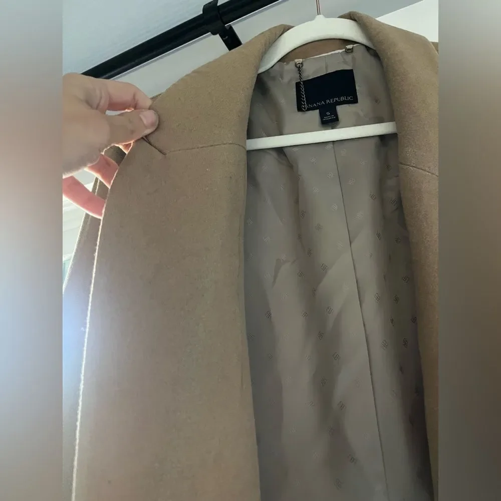 Banana Republic Tan Double-Breasted Trench Coat